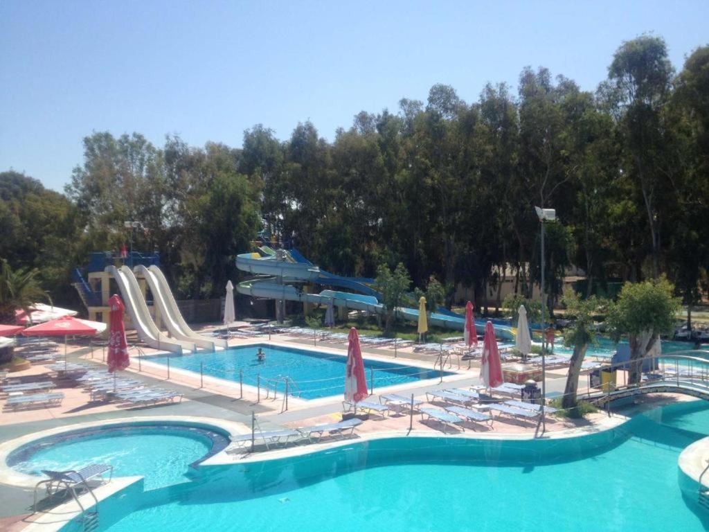 Alissos Camping Golden Sunset מראה חיצוני תמונה