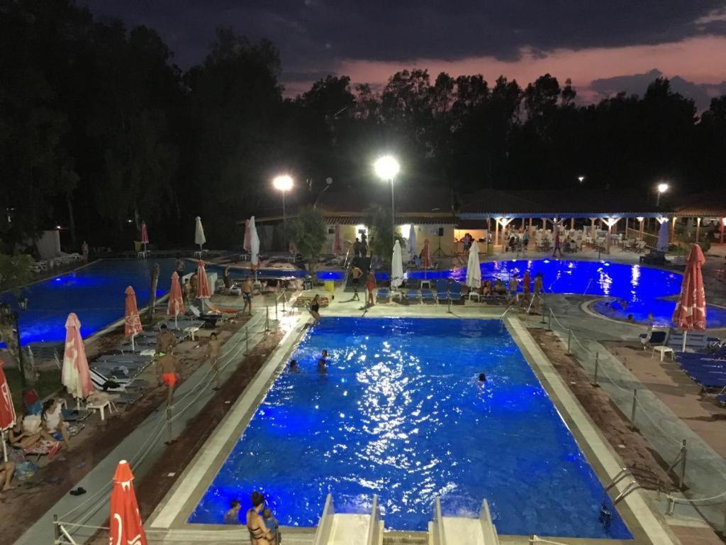 Alissos Camping Golden Sunset מראה חיצוני תמונה