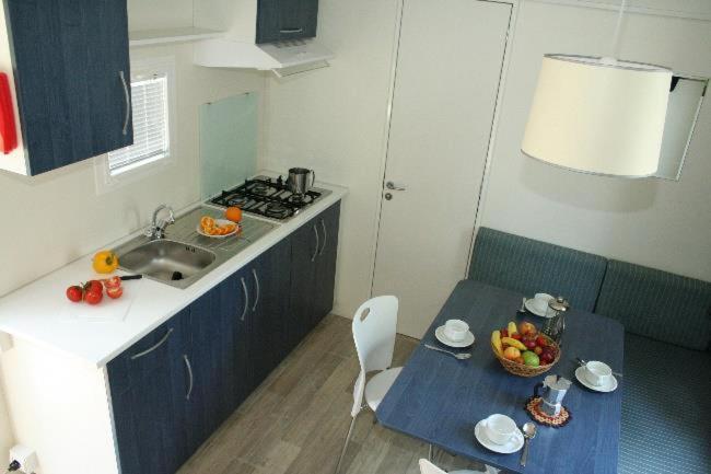 Alissos Camping Golden Sunset מראה חיצוני תמונה